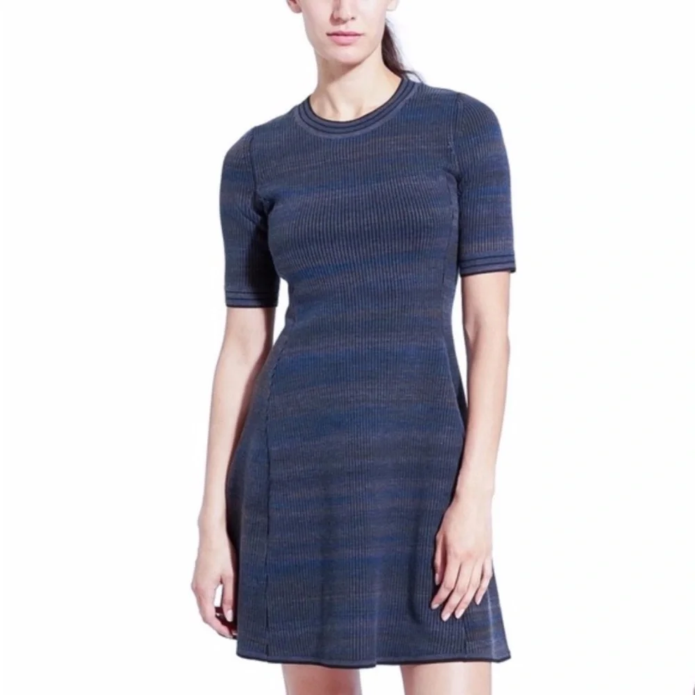 Athleta fun blue